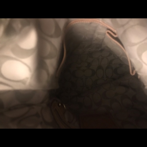 Coach purse - Picture 3 of 3